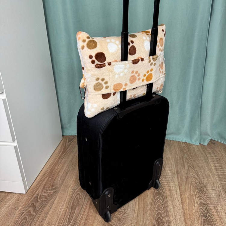 kocopoduszka praktyczna do auta i samolotu