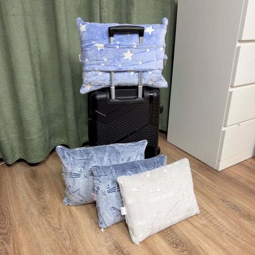 kocopoduszka praktyczna do auta i samolotu