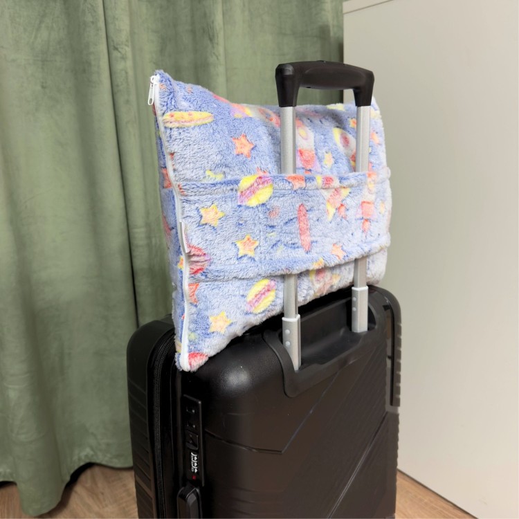 koc poduszka 2w1 do samochodu miękki materiał