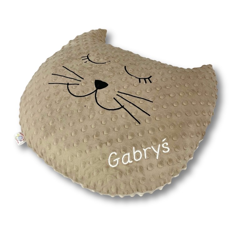 Poduszka kot duża – dekoracja łóżka lub fotela